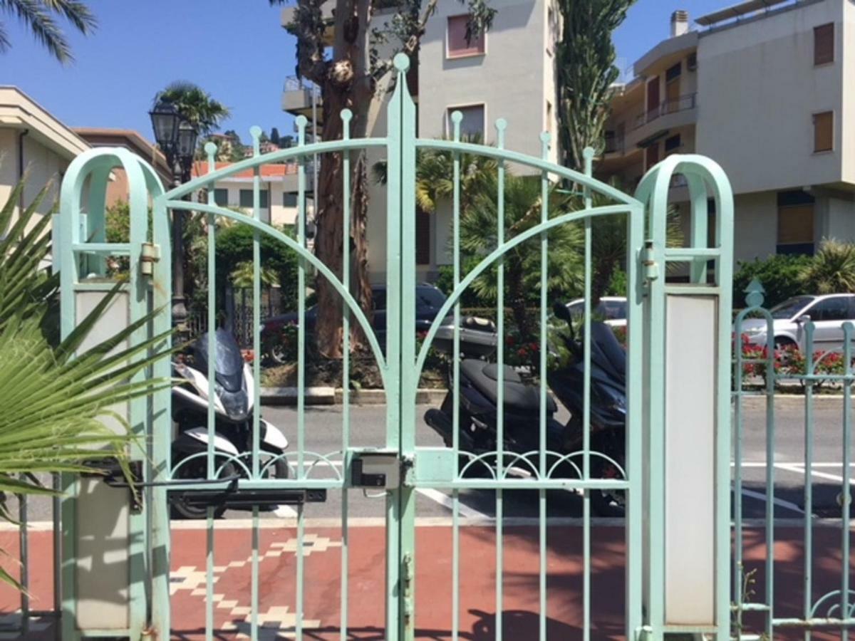 Enrico'S Home Bordighera Εξωτερικό φωτογραφία